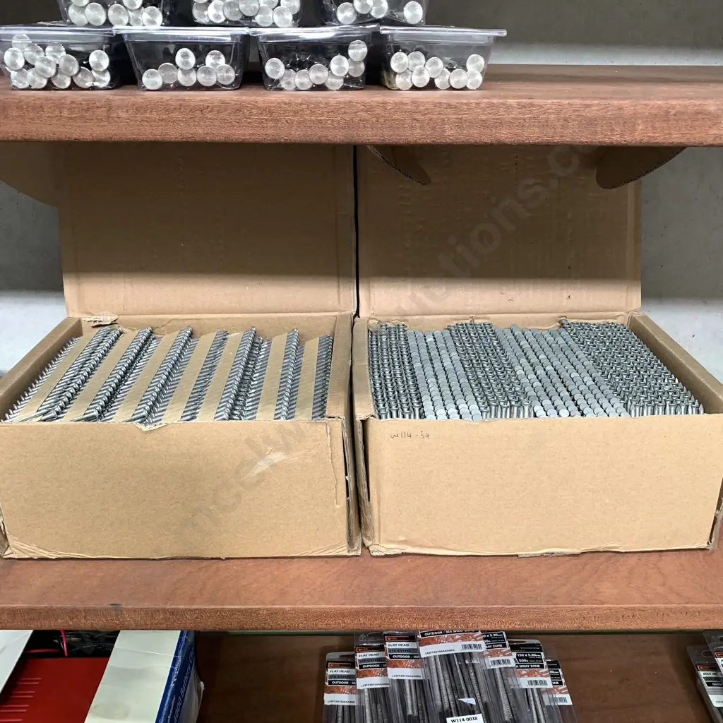 Sifco 38 x 3.33mm Galvanised Metal Connector Stick Nails, 2 Boxes of 4000 Nails (MCN3831G) Image 1++