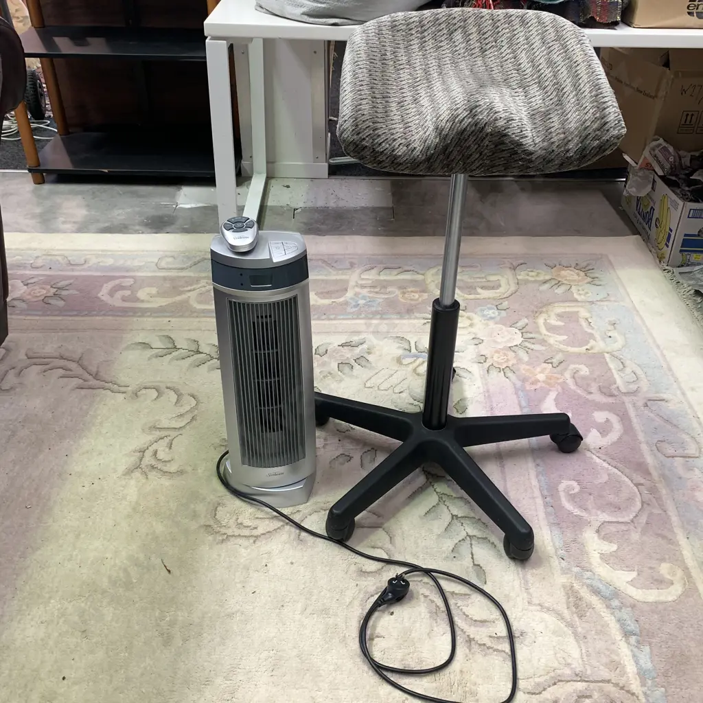 Sunbeam Heater with remote and Gaspowered Height Adjustable Chair Image 1++