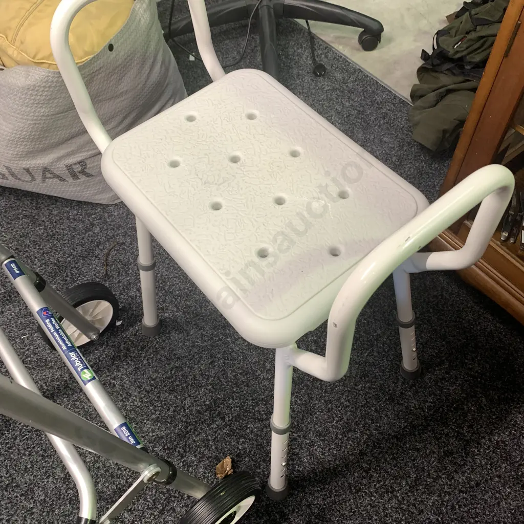 Aluminium Tubular Folding Walking Frame with Adjustable Shower Stool Image 1++