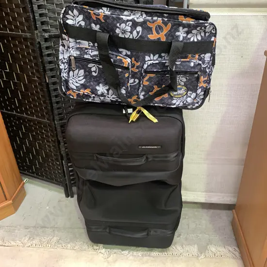 Black Kathmandu 80L Travel Bag on Wheels in excellent condition with Bonus Hawaii Spirit Carry Bag as new