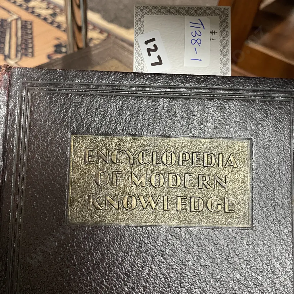 Vintage "Encyclopedia of Modern Knowledge" Volumes 1-5 Image 1++