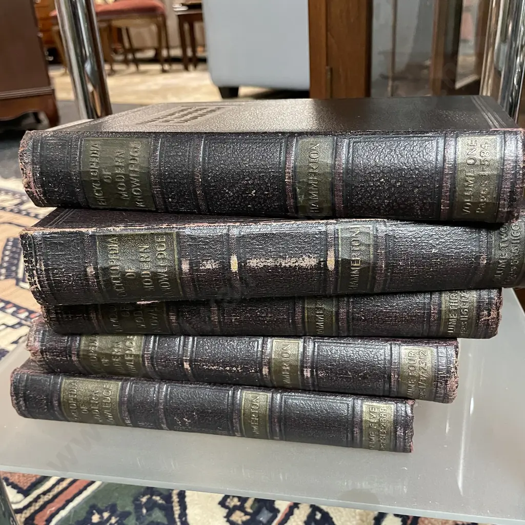 Vintage "Encyclopedia of Modern Knowledge" Volumes 1-5 Image 1++