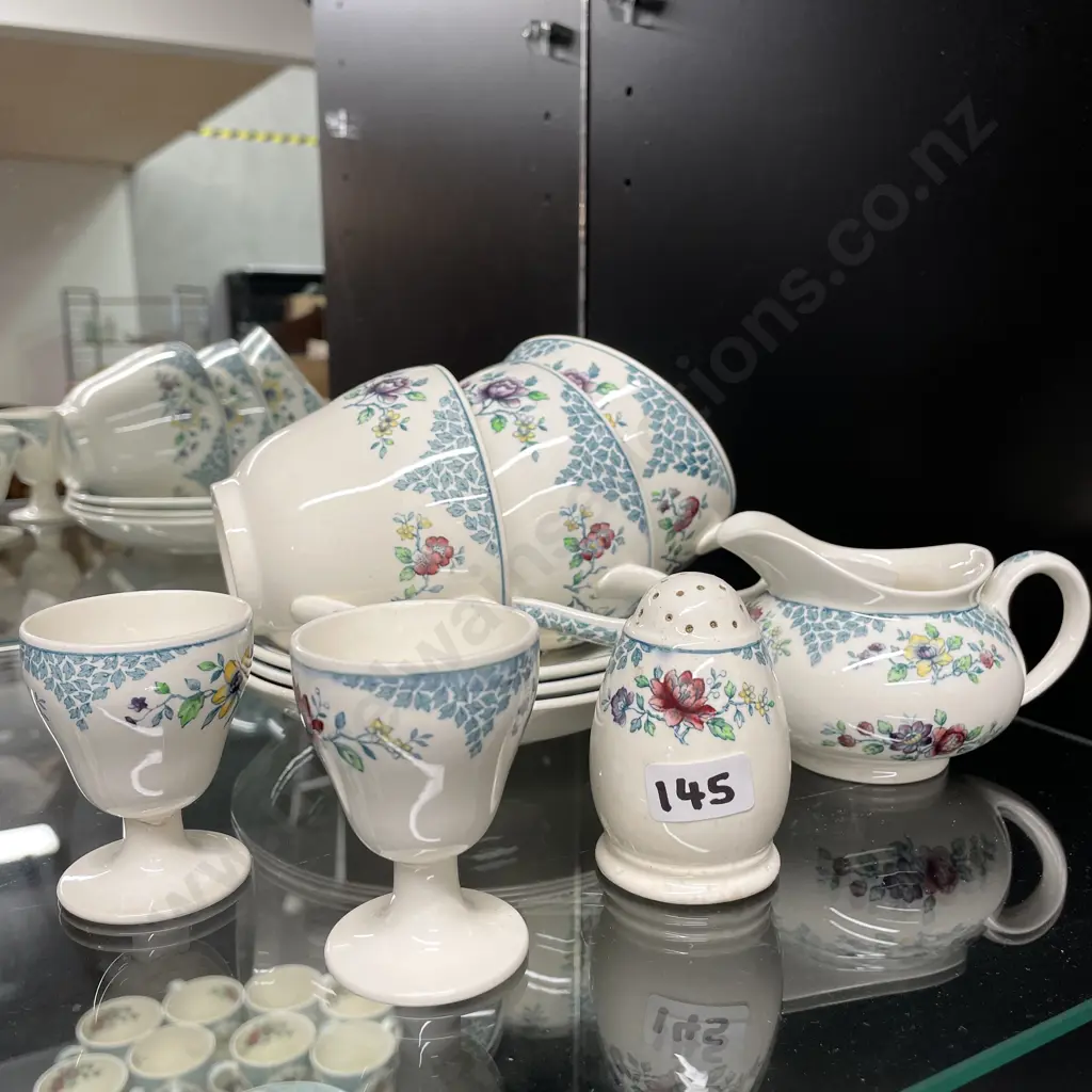 Copeland Spode Large teacup and saucer sets x 3, small jug, 2 egg cups and pepper shaker Image 1++