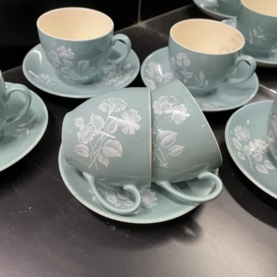 Crown Lynn "Rembrandt" Teaware. 6 cups, 5 saucers
