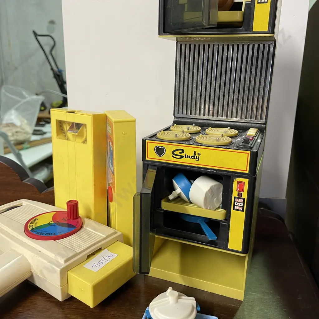 Vintage Fisher-Price Movie Camera with Sesame Street Cartridges and Vintage Sindy Oven/stove/micro unit and accessories Image 1++
