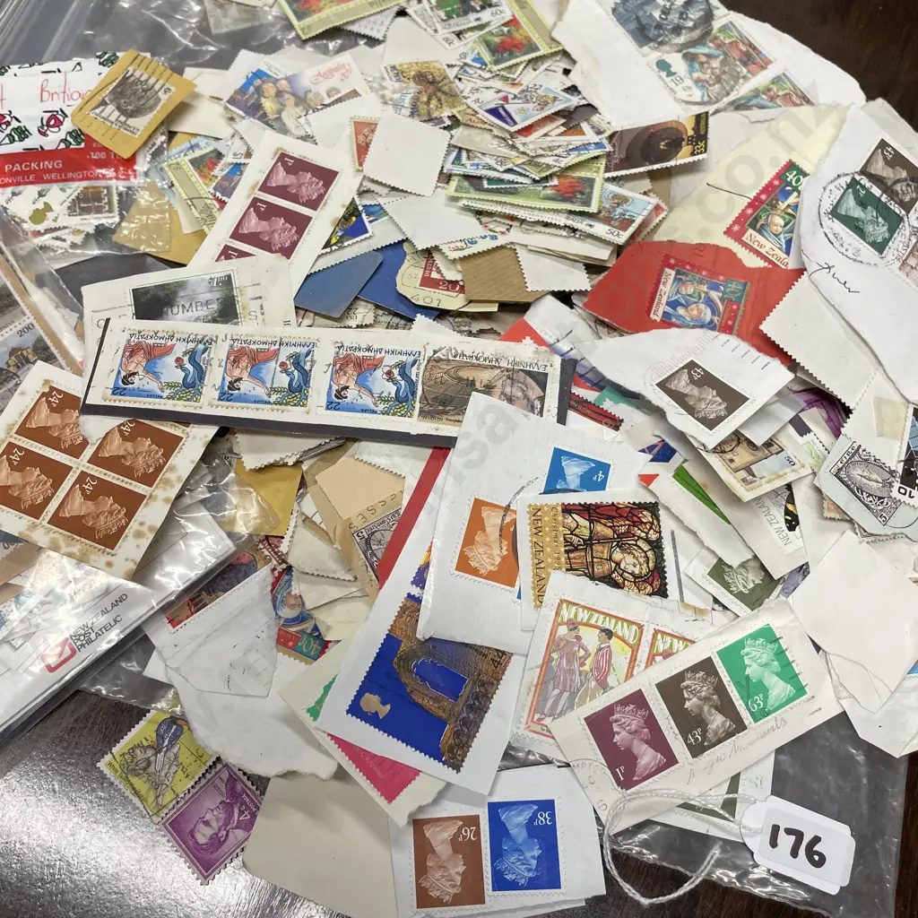 Selection of Stamps Image 1++