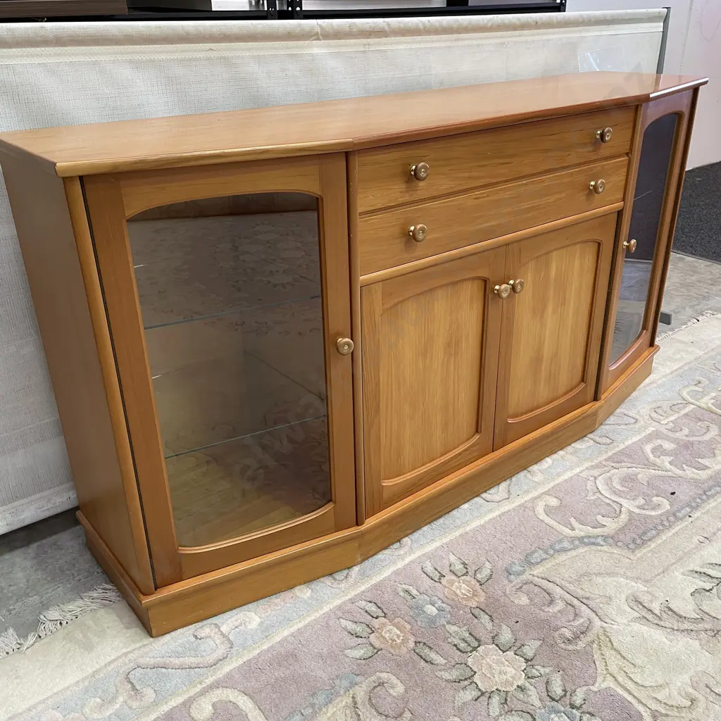 Danske Mobler Sideboard/Buffet. 4 Door with 2 glass fronts, 2 Drawer with 1 felt lined cutlery. Internal Glass shelves Image 1++