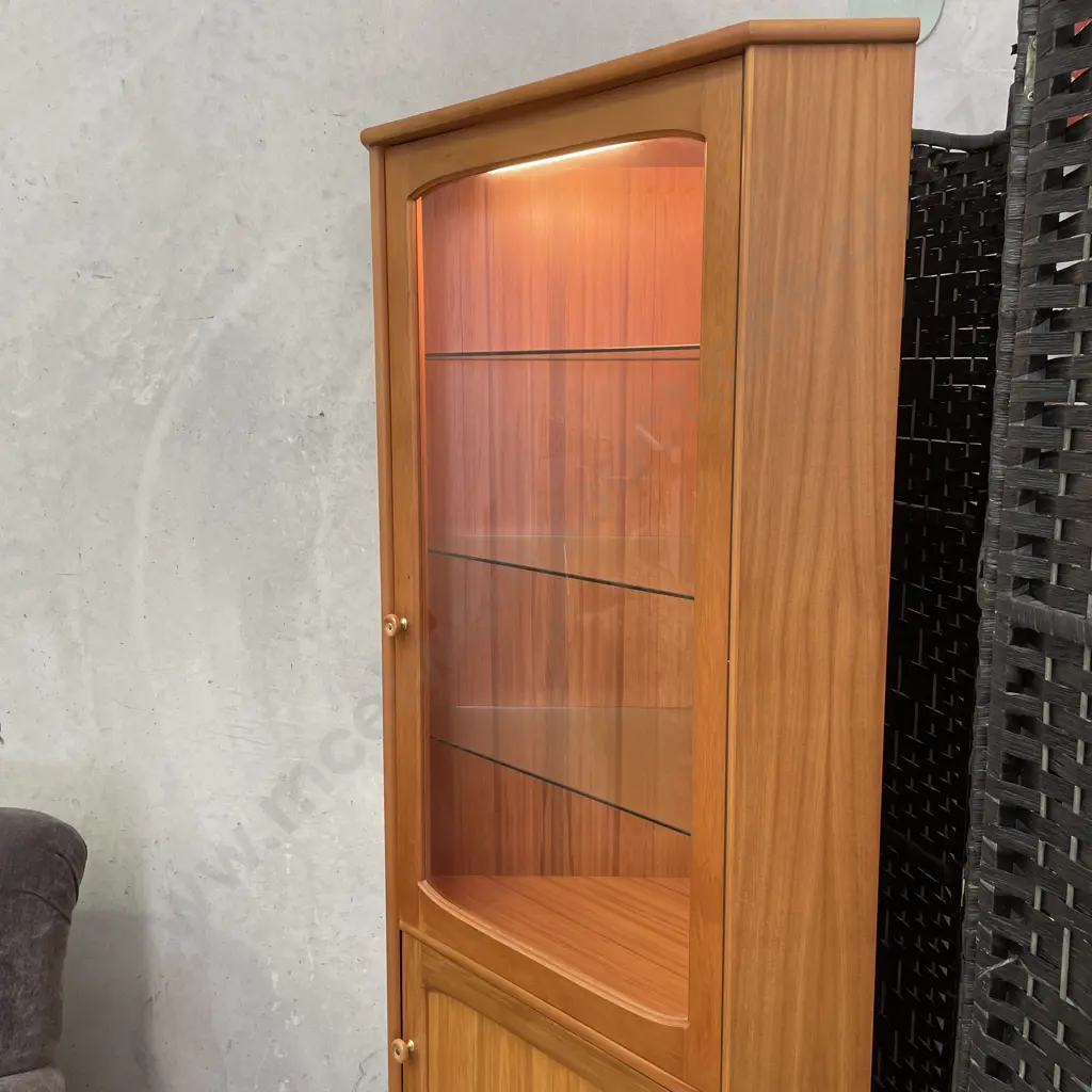 Danske Mobler 2 Door Corner Display Cabinet, 3 internal Glass shelves with Wooden internal shelf in lower cabinet Image 1++