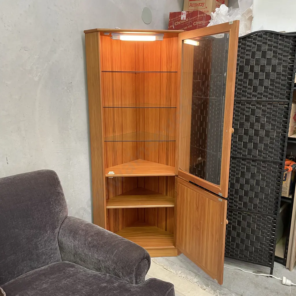 Danske Mobler 2 Door Corner Display Cabinet, 3 internal Glass shelves with Wooden internal shelf in lower cabinet Image 1++