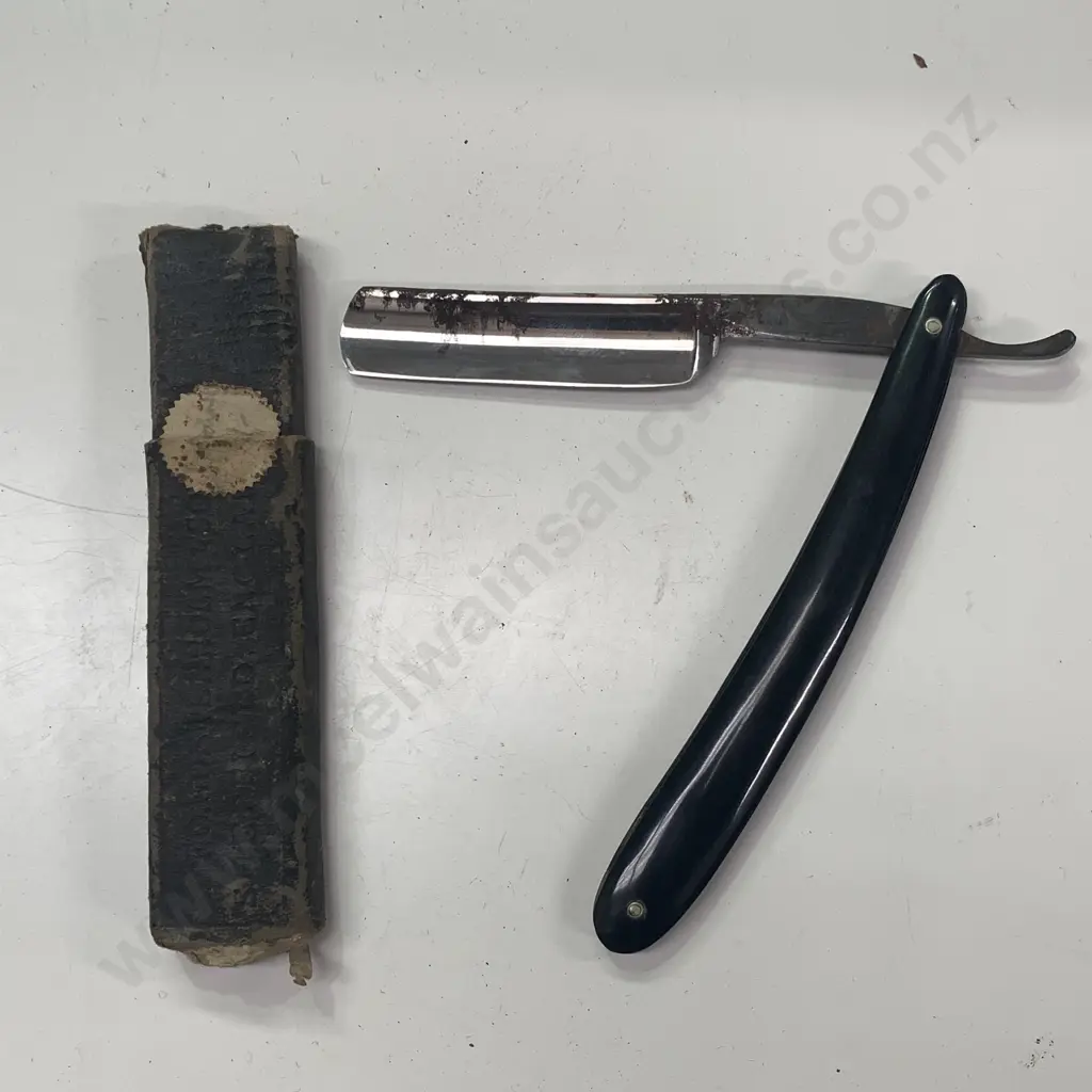 Vintage Black Bakelite Handled GFO Wostenholm and Sons Straight Razor  Image 1++