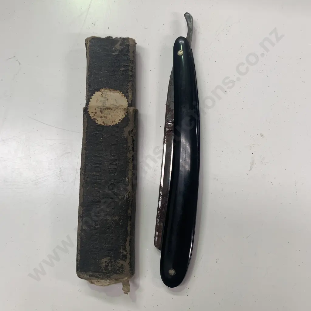 Vintage Black Bakelite Handled GFO Wostenholm and Sons Straight Razor  Image 1++