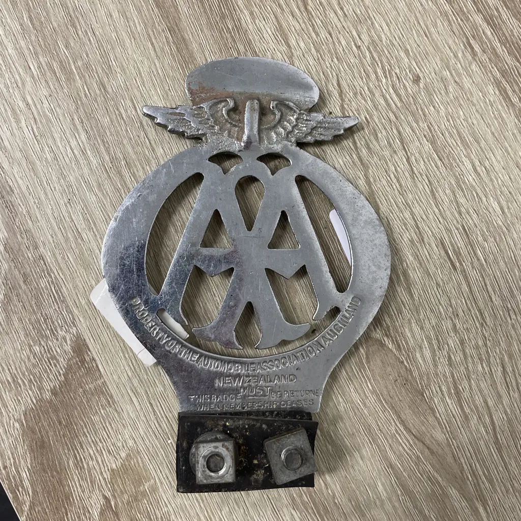 Vintage AA Badge. Auckland A13747 Image 1++