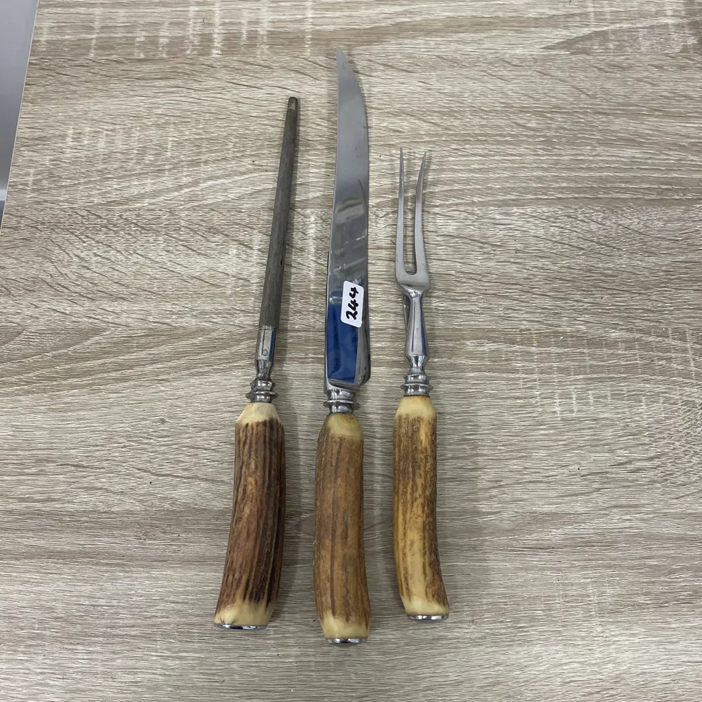 Philip Ashberry and Sons Stag Horn Handled Carving Set Image 1++