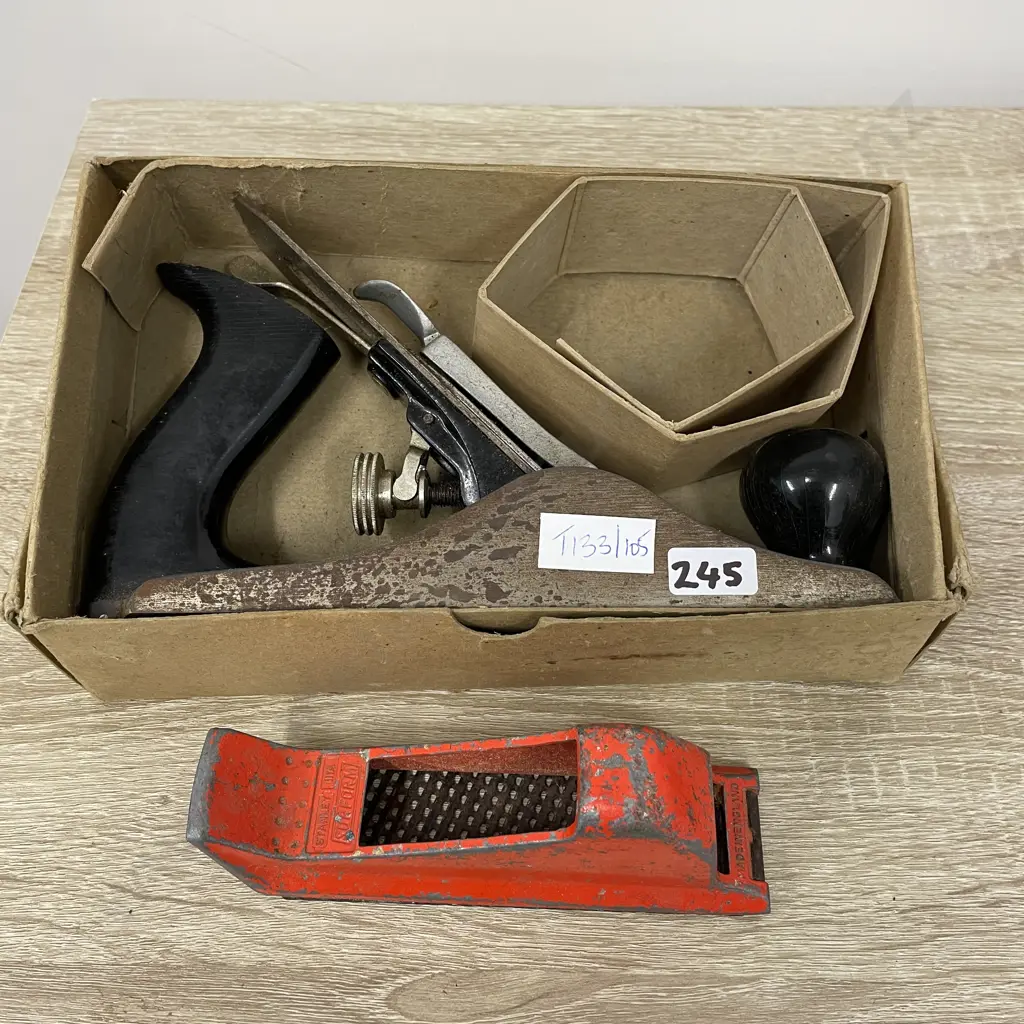 Boxed Vintage Stanley Handyman Plane with Red Sureform Plane Image 1++