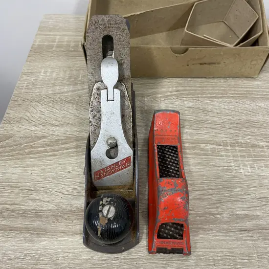 Boxed Vintage Stanley Handyman Plane with Red Sureform Plane