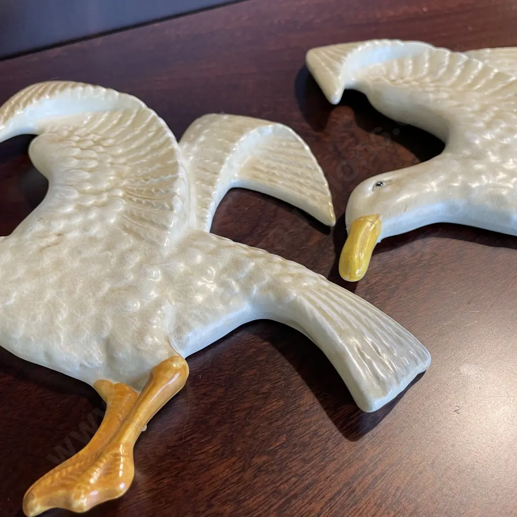 Pair Vintage Sylvac Wall Hung Seagulls. Faults as shown in pics Image 1++