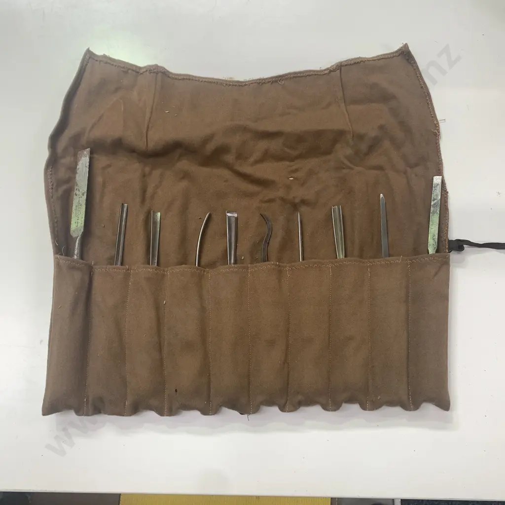 Vintage Marples Woodworking Chisels in Felt Bag. Wooden Handles. Made in England Image 1++