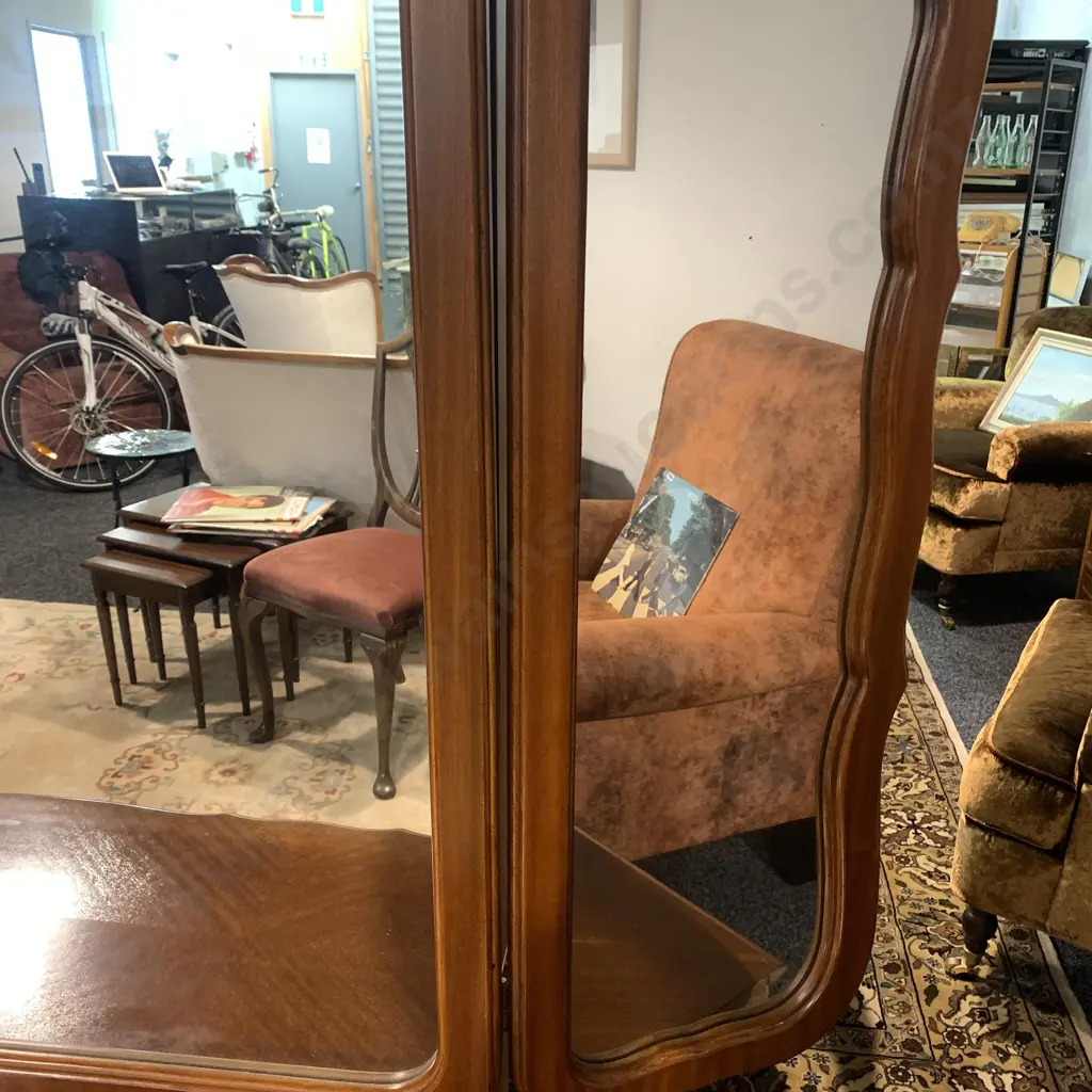 Vintage Mahogany 6 drawer dressing table with tri pivoting mirror Image 1++