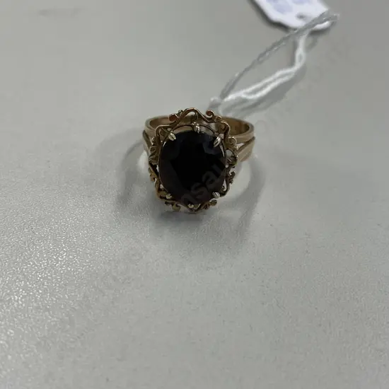 9ct Gold with Ruby? Dress Ring