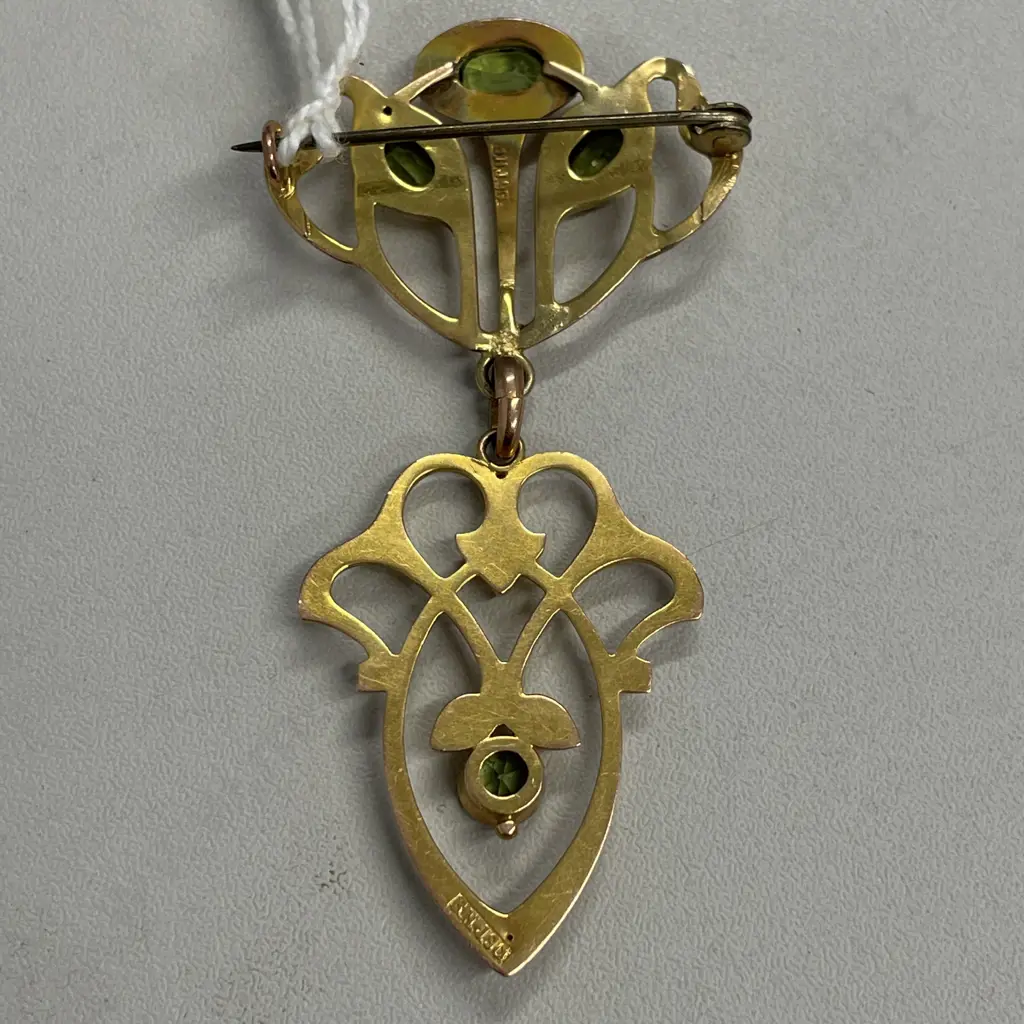 Antique 1890s Art Nouveau Barnet Henry Joseph Gold and Peridot Gemstones Brooch Image 1++