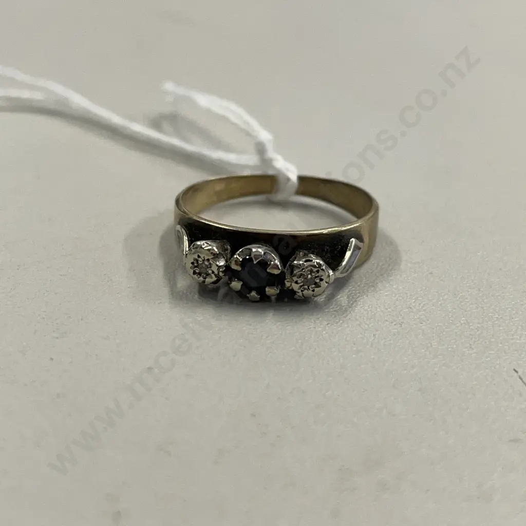 9ct Gold Dress Ring with Sapphire/Diamonds Image 1++