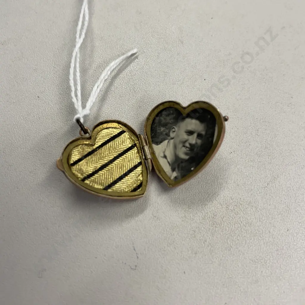 9ct Gold Rose Gold Heart Locket with Cameo Image 1++