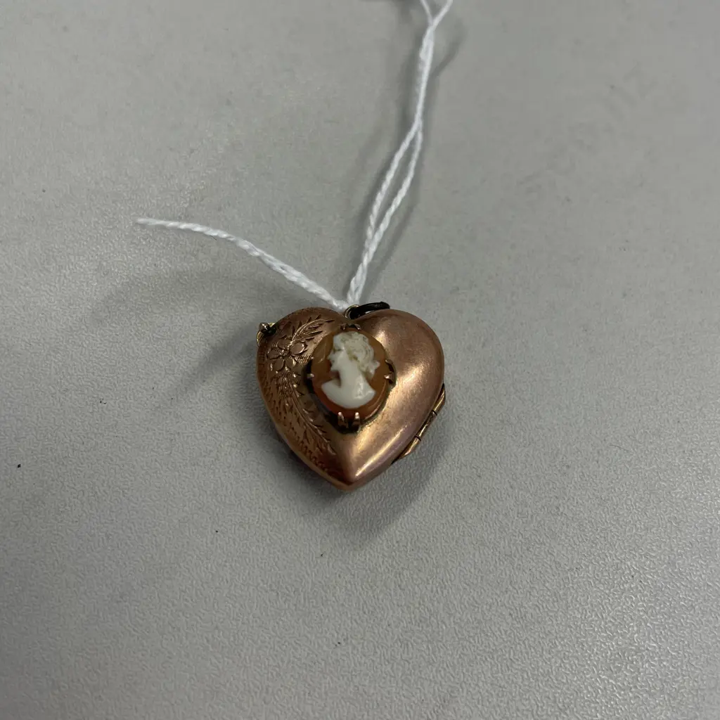 9ct Gold Rose Gold Heart Locket with Cameo Image 1++