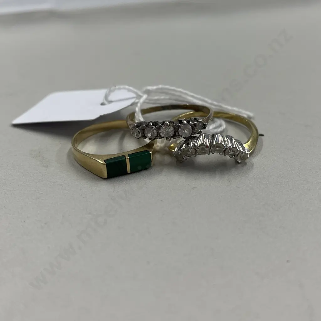 3 Hallmarked Gold and Gemstone Rings Image 1++