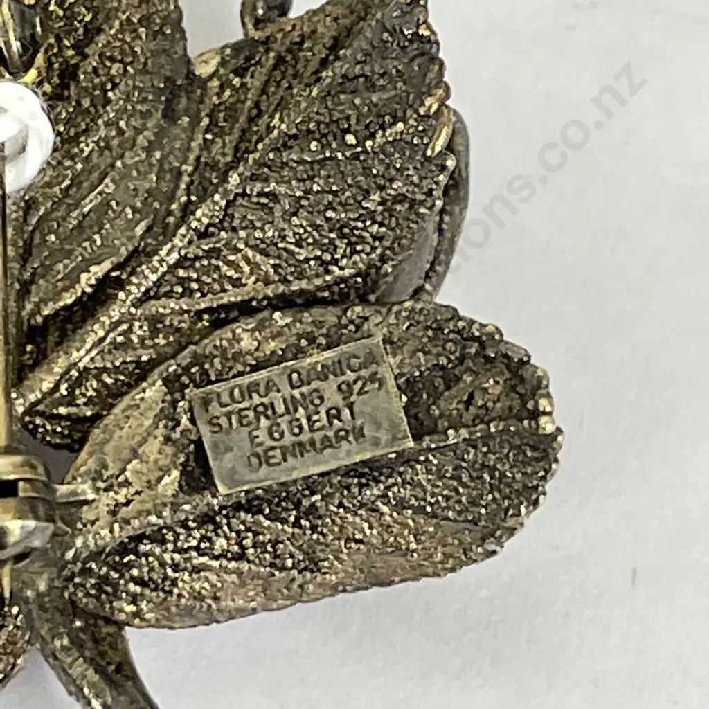 Vintage Flora Danica Sterling Silver and gilt rosebud Brooch Image 1++