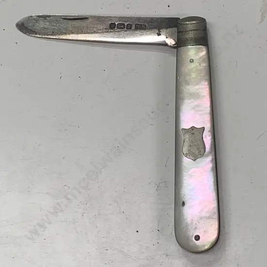 Vintage Hallmarked Sterling Silver Pearl Handled Pocket Knife