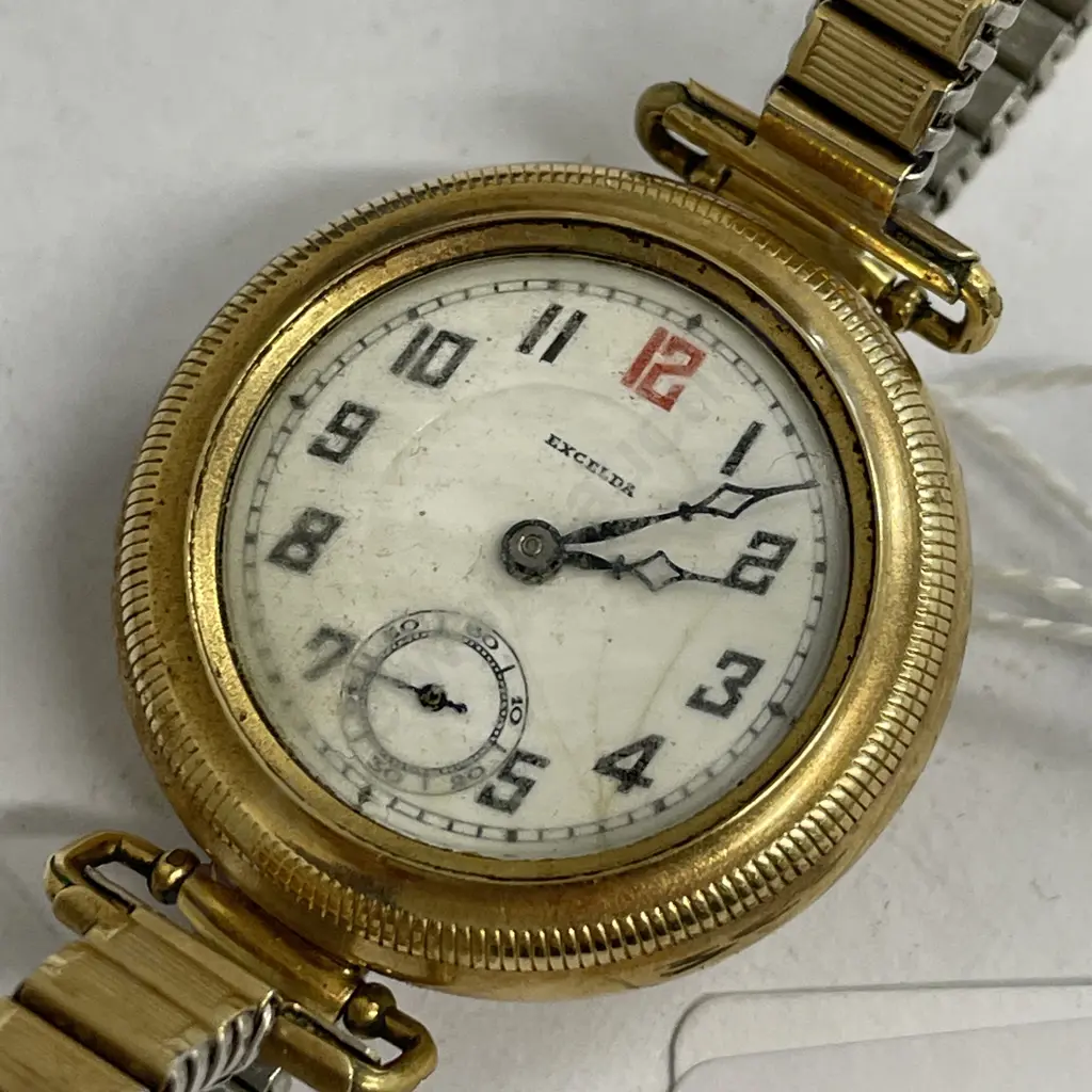 Hallmarked Gold Ladies Watch Image 1++