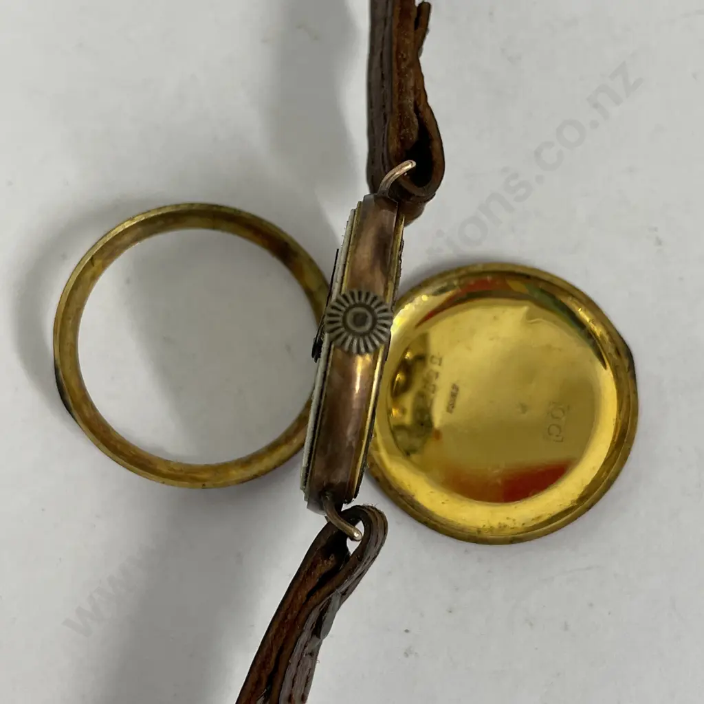 Swiss 9C Gold watch with leather strap Image 1++