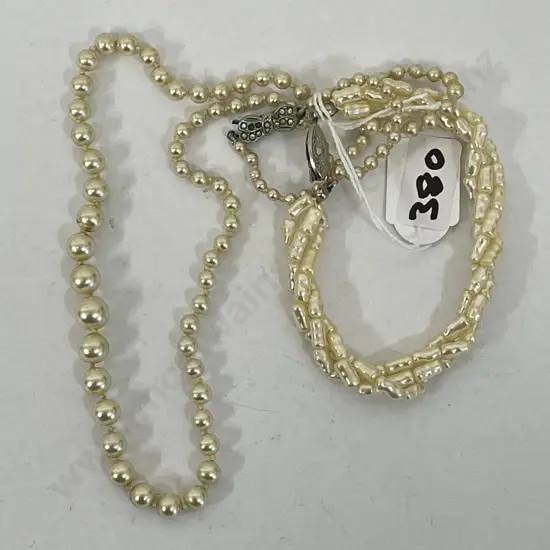 Vintage Made in England Pearl Necklace. L56cm with fresh water pearl? bracelet