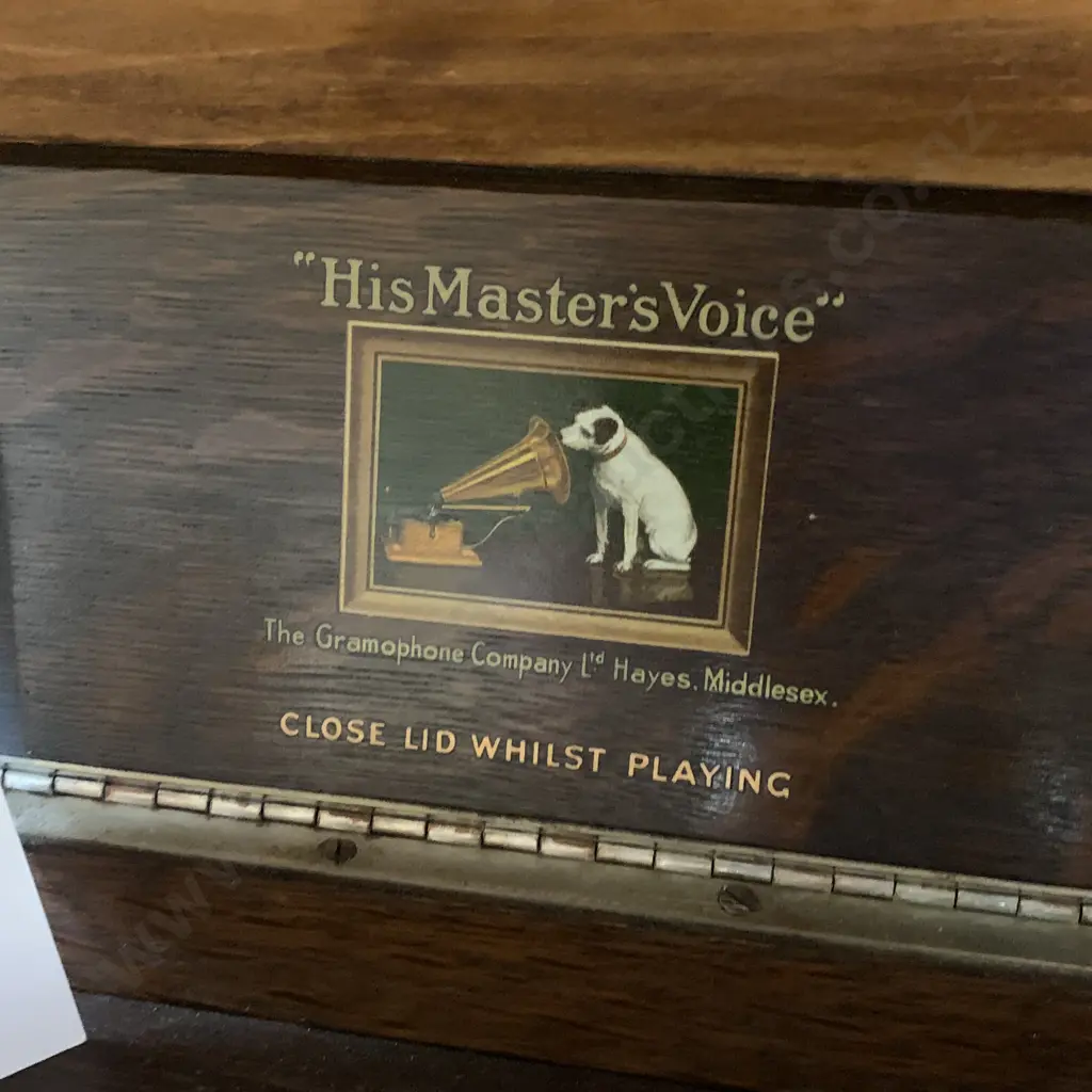 His Master's Voice Gramophone C1930's - working condition. Made by the Gramophone Company, Ltd Hayes, Middlesex Image 1++