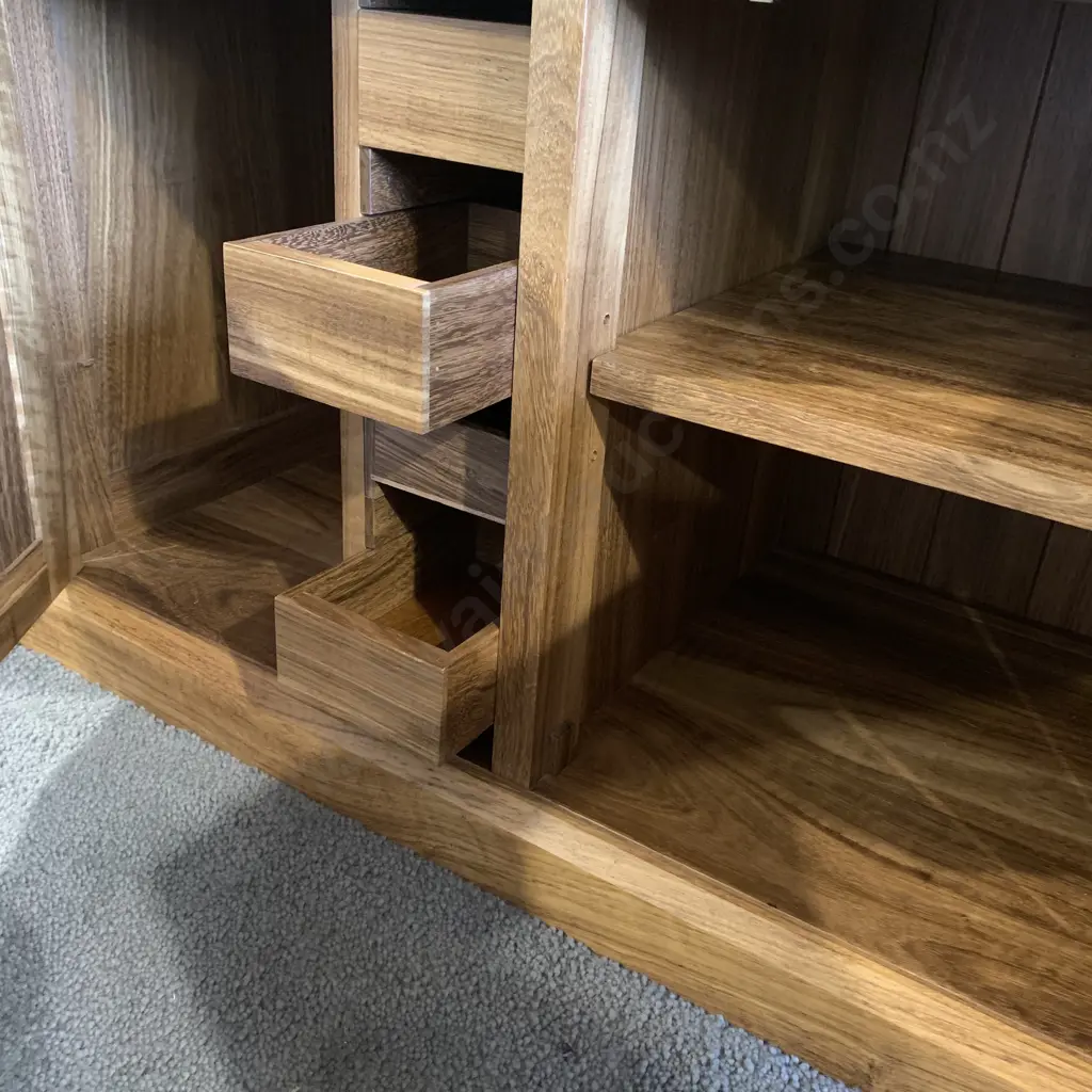 Stunning Two Piece Solid Wood Hutch/Display Cabinet. Beautiful grain and patina. H193 D49 W100cm Image 1++