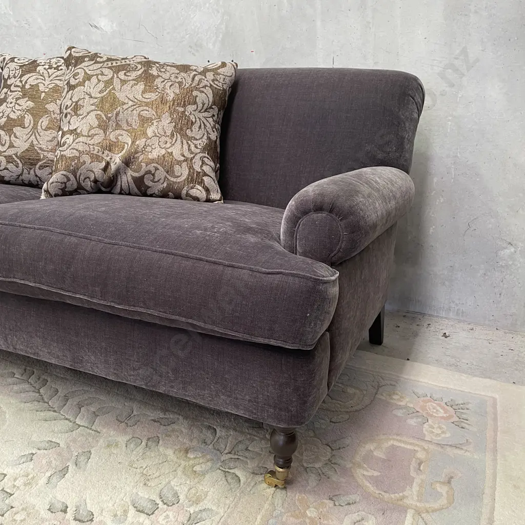 Designer Collections Modernist Extra Wide 2 Seater Plush Grey Deep Seat Couch in excellent condition. Image 1++