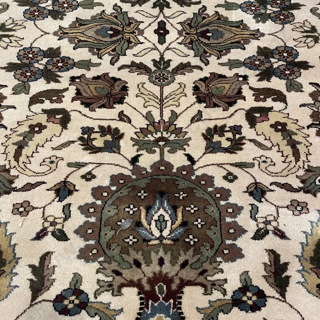 Stunning Woven Large Floor Rug. Sage, Oatmeal, Green and Teal Colours. Excellent Condition. 3.35m x 2.35m Image 1++