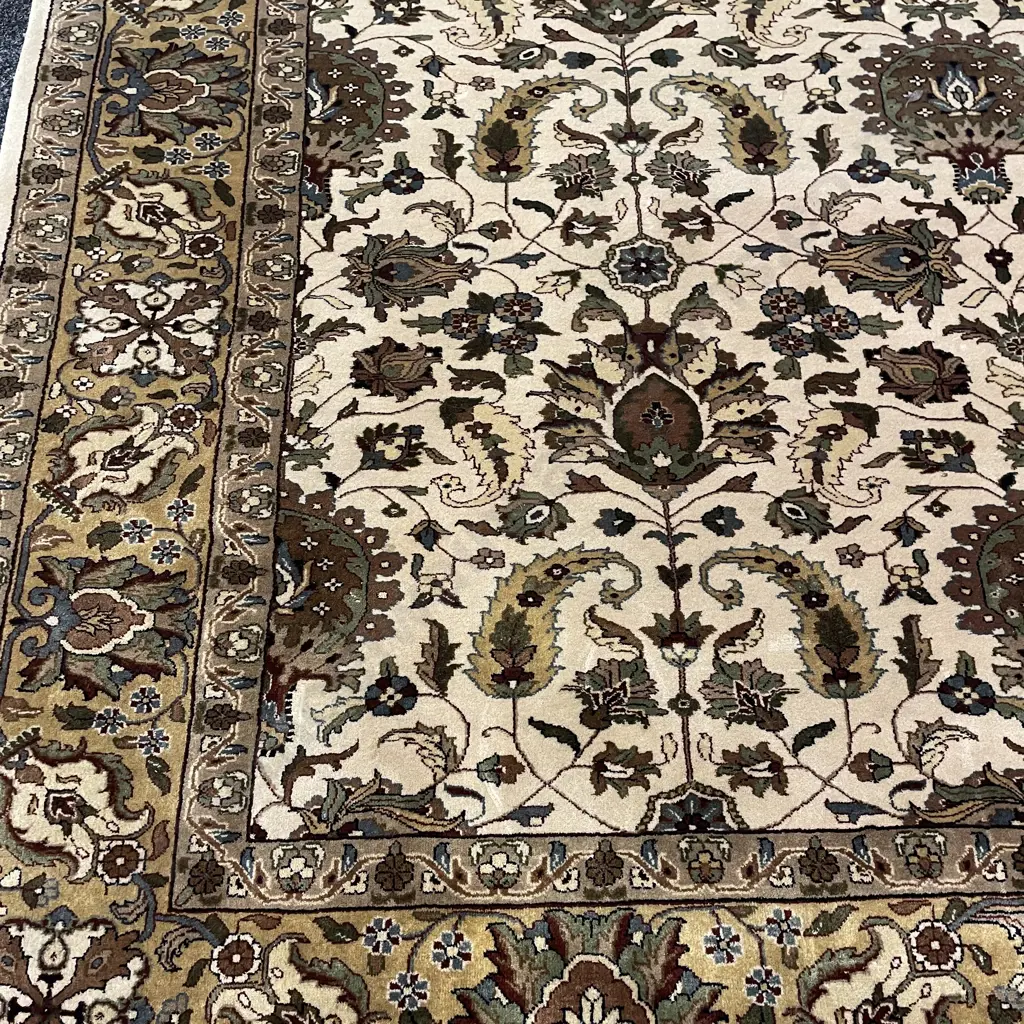Stunning Woven Large Floor Rug. Sage, Oatmeal, Green and Teal Colours. Excellent Condition. 3.35m x 2.35m Image 1++