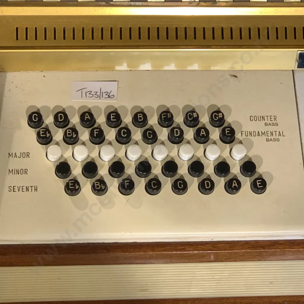Rare Italian C1960's Frontalini Organ. Portable. Image 1++