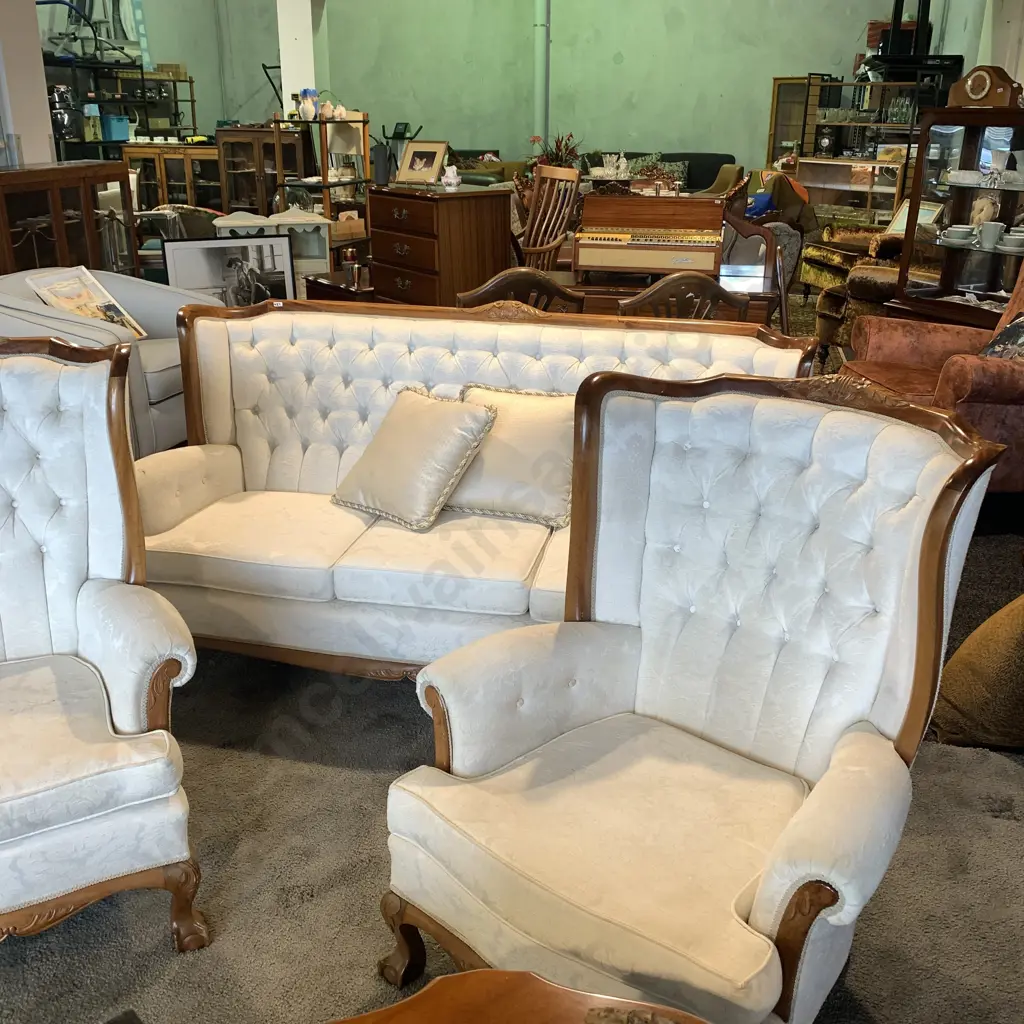 Stunning Vintage Wingback 3 Piece Lounge Suite. Carved Solid Wood frame with cream fabric. Button Back, lion feet Image 1++