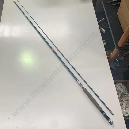 Vintage 2 Piece Kilwell Hawk Rod, L280cm