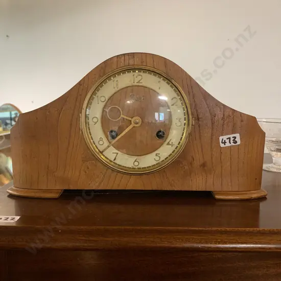 Vintage Baduf Made in Germany Mantle Clock. With Key