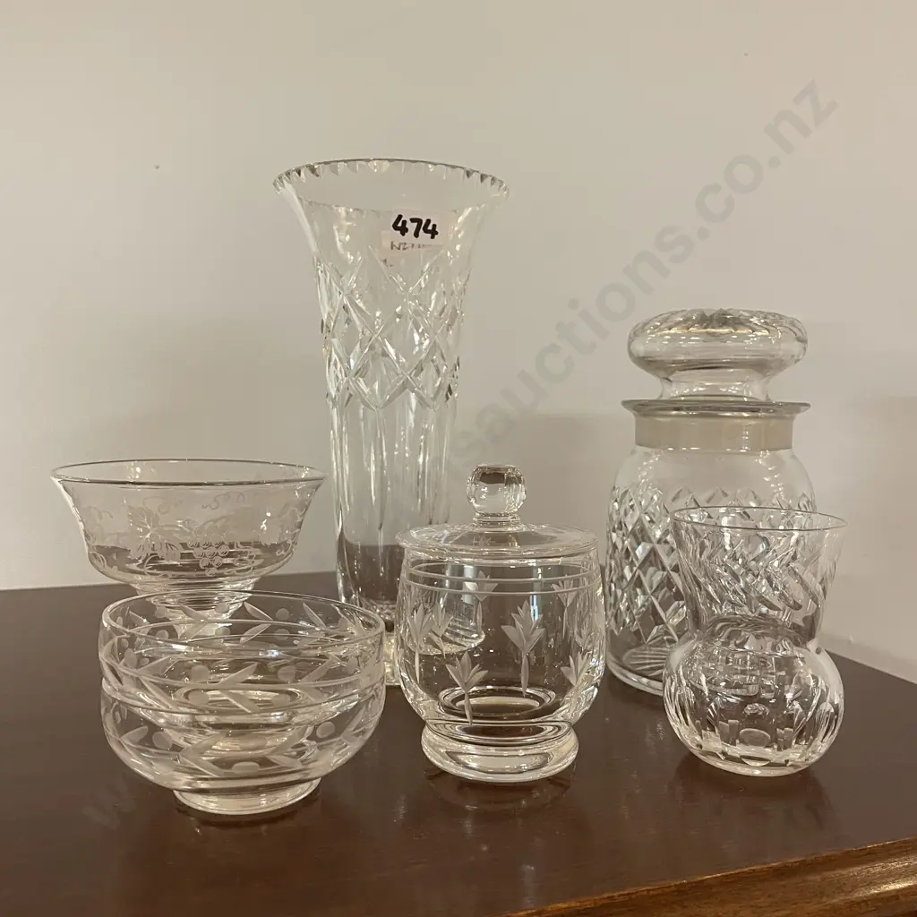 Selection of Vintage Crystal incl Stuart Webb etc Image 1++