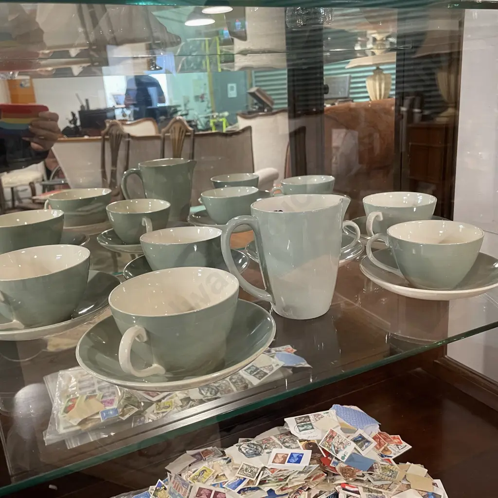 Poole Teaset items. 4 x cups and saucers, 2 breakfast cups and saucers with jug Image 1++
