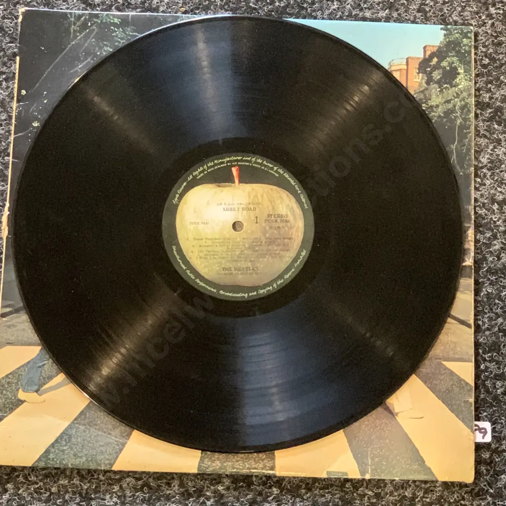 Vintage The Beatles Record. Abbey Road EMI PCSM 7088 Image 1++