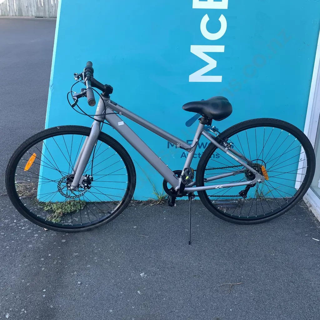 Grey Montreal Bike with Shimano Equipment, no Rust Nearly New Condition Image 1++