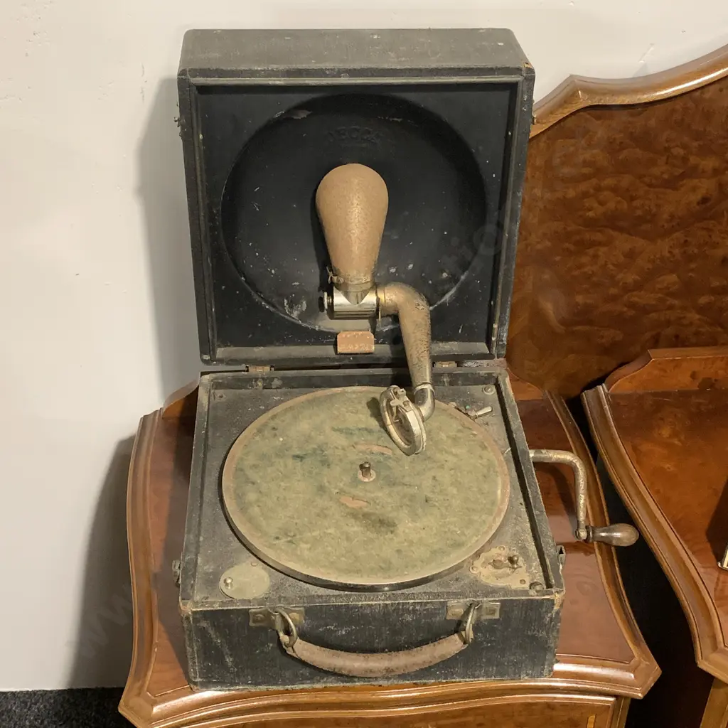 Antique "The Cresendo Junior Soundbox Forall" Gramaphone, af Image 1++